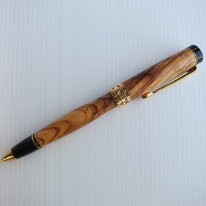 Olive Wooden Pencil & Extra Virgin Olive Oil #320524
