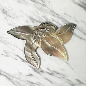 Hand Carved Mother of Pearl Flower