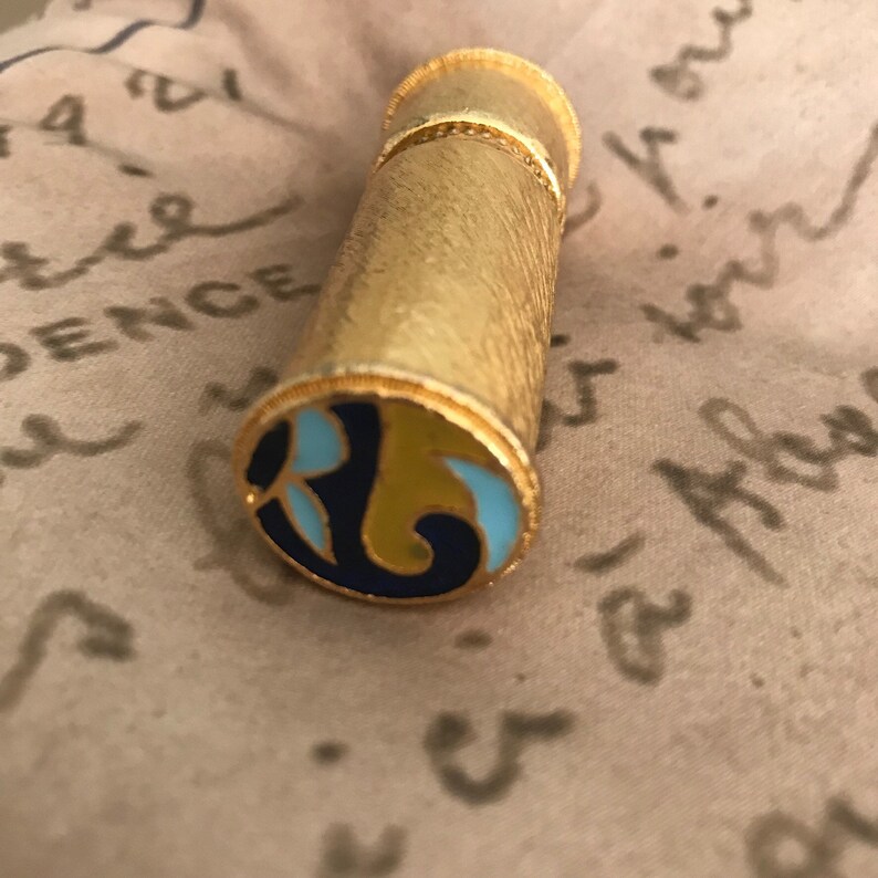 Est\u00e9e Lauder Paisley Design Lipstick Tube Case