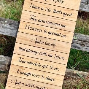 Personalisierte hängende Familie Holzschild | Scheunenholz Schild | Bauernhaus-Stil-Zeichen | Hängendes Bauernhaus-Zeichen | Familienschild | Zitat-Zeichen | Kundenspezifisches Scheunen-Holz-Zeichen
