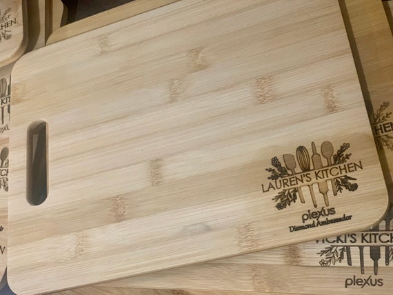 Custom Laser Engraved Bamboo Cutting Board|personalized  Gators Bamboo Laser Cutting Board / Can Customize Teams 12x9 main image 1