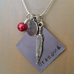 Personalized Mom/Grandma Necklace