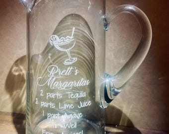 Jarra de margarita grabada personalizada / Jarra de vidrio personalizada para bar en casa / Amantes del tequila / Regalo de inauguración y entretenimiento