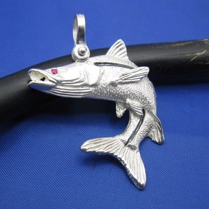 Sterling Silver Curved Snook Pendant with Genuine Ruby Gemstone Eye and Shackle Bail