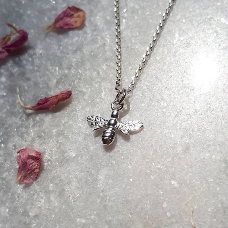 Silver Bee Necklace,Bee Necklace,Bumble Bee,Silver Jewellery,Silver Jewlery,Gift For Her