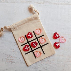 Valentine's Day Travel Kid's Tic Tac Toe Game with Carry Pouch Great Valentines Day gift for kids, game to throw in busy bag image 1