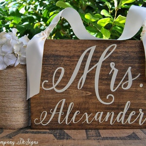 Mr and Mrs Signs Bride Groom Signs Reception Table Decor - Etsy
