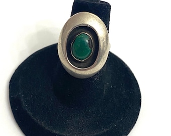 Size 6 Vintage Sterling Silver Southwestern Green Turquoise Shadow Box Ring A034