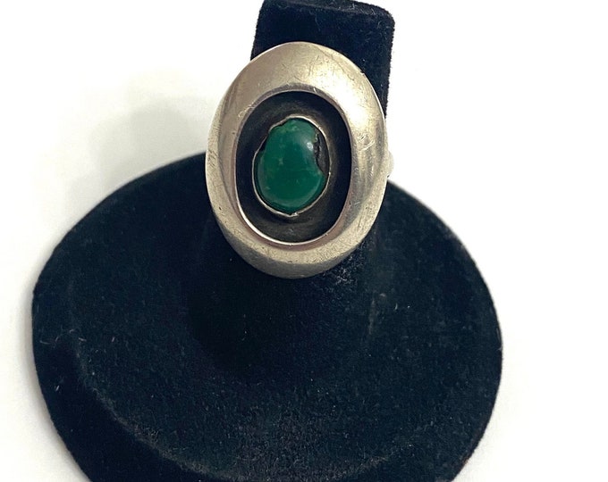Size 6 Vintage Sterling Silver Southwestern Green Turquoise Shadow Box Ring A034