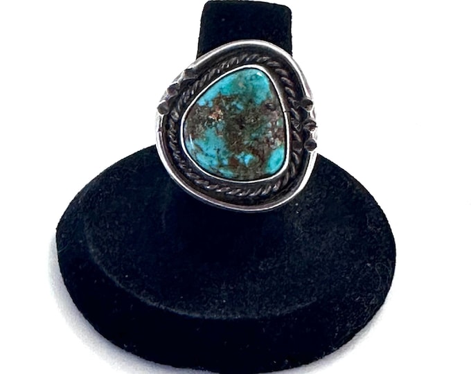 Size 6.75  Vintage Nevada Turquoise Sterling Silver Ring (A052)