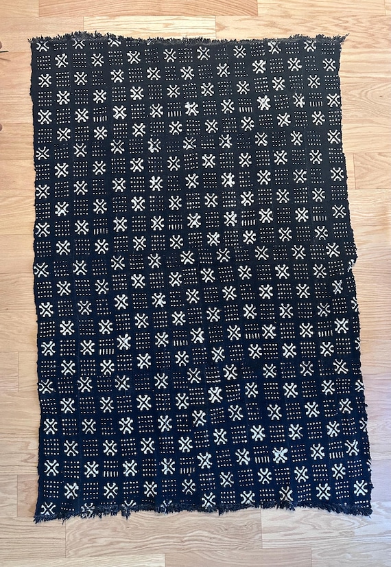 Bogolanfini, African Textiles, Black and White Hand Woven Mud Cloth, Approx. 6 x 4 Feet, Textile Treasury