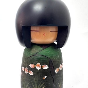 10&#39;&#39; Vintage Traditional Japanese Wooden Kokeshi Doll (Large and Heavy)