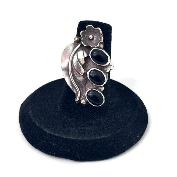 Sz 6.25 Vintage Sterling Silver Onyx Native American Ring