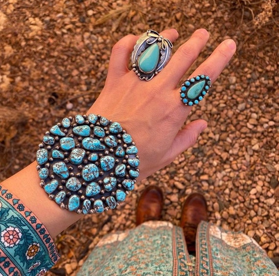 Huge Vintage Native American Navajo Kingman Nugget Turquoise Cuff Bracelet, 124 Grams. B014