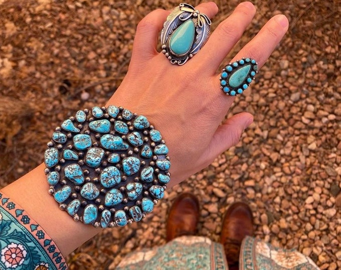 Huge Vintage Native American Navajo Kingman Nugget Turquoise Cuff Bracelet, 124 Grams. B014