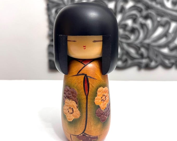 Japanese Kokeshi Wooden Doll, Masae Fujikawa, Gumma Japan, 6"