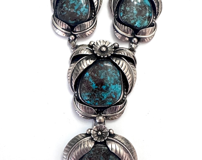 Vintage Native American Sterling Silver & Bisbee Turquoise Detailed Squash Blossom Choker Necklace