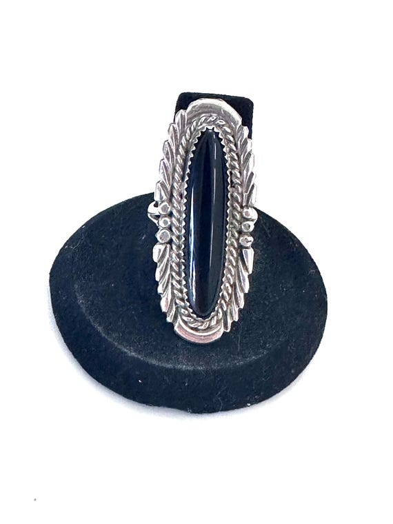 Vintage Sterling Navajo Black Onyx Elongated Ring Size 7 (A059)