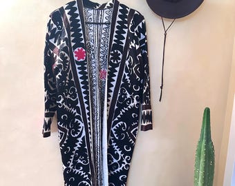 Suzani Vintage Fully Embroidered Kimono Size M