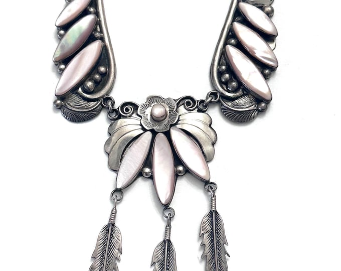 Intricate Vintage Navajo Sterling Silver Mother of Pearl Pendant Necklace (N033)