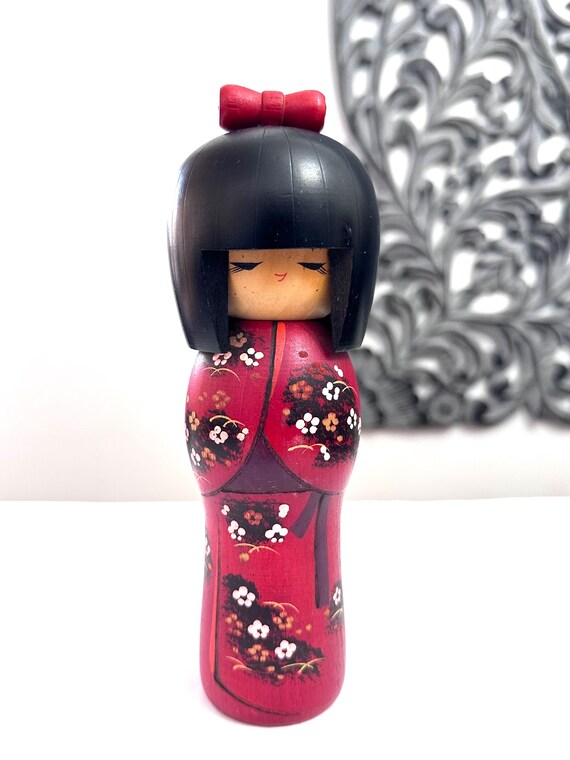 8'' Vintage Red Kimono Kokeshi Doll /Vintage Japanese Art/ Handmade / Wooden Girl Doll