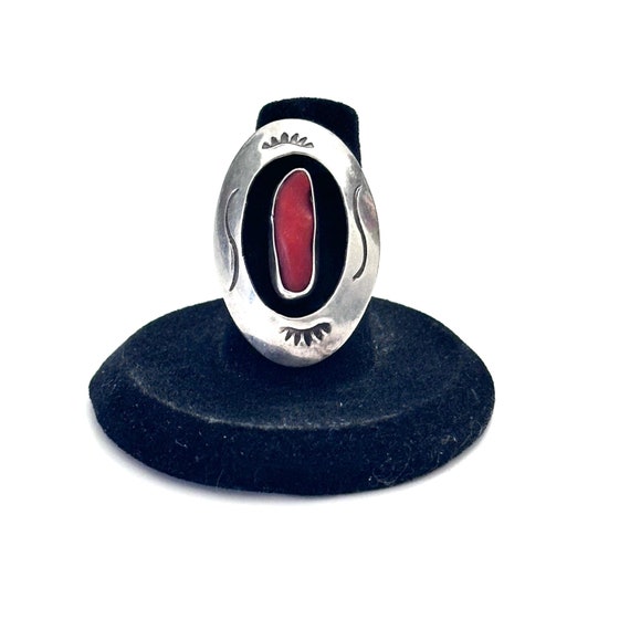Size 7 Vintage Old Pawn Navajo Sterling Silver Shadow Box Coral Ring, A113