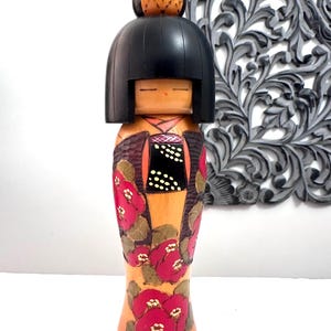 9.25 &#39;&#39; Kazuo Takamizawa Japanese Kokeshi Wooden Doll, Camellia Kimono