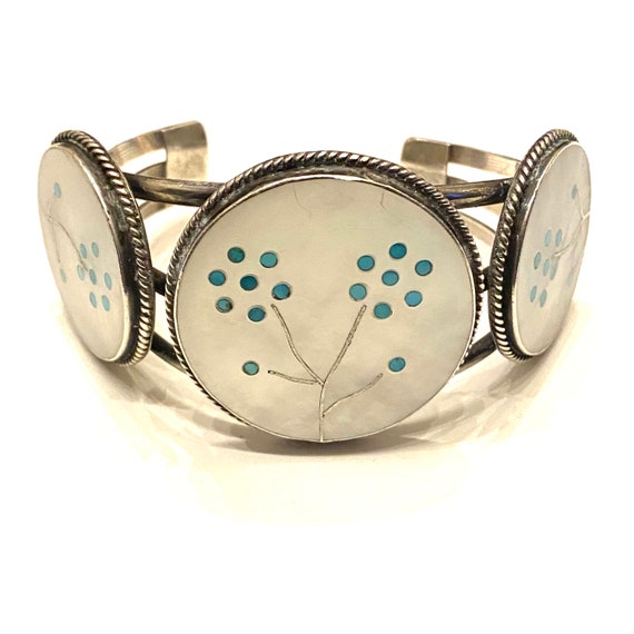 Huge Modernistic Native American Navajo Turquoise Sterling Silver Side Inlay Bracelet Huge Modernistic Native American Navajo Turquoise Sterling Silver Side Inlay Bracelet
