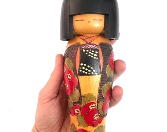9.25 '' 高見沢一夫 日本のこけし、椿の着物 - Etsy 日本