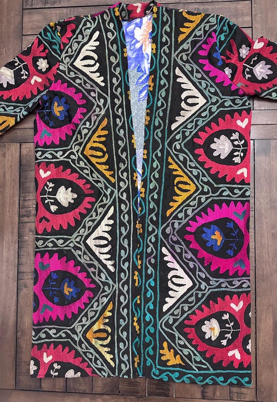 Uzbek Vintage Fully Embroidered Kimono Coat Size L/XL , Suzani Robe Dress