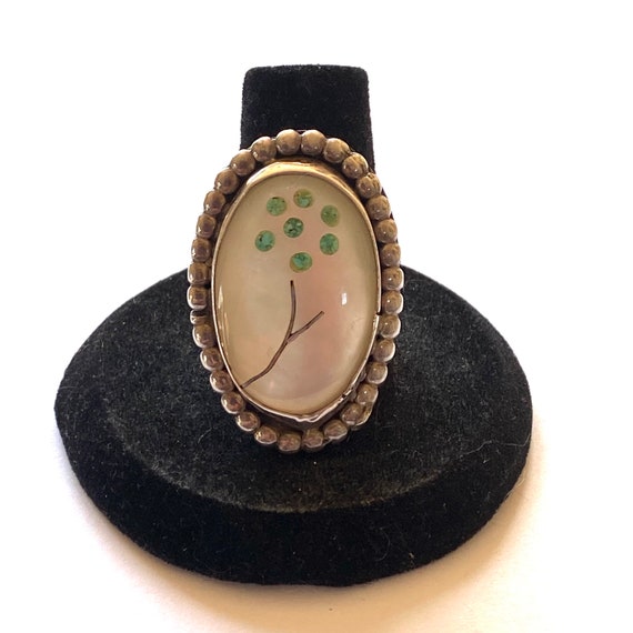 Size 8.25 Zuni Sterling Silver & Mother Of Pearl Wildflower Inlay Ring #A151