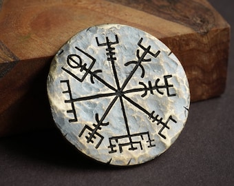 Viking Norse Traveler&#39;s Protective Talisman Vegvisir Coin Gift Lucky Luck Coin