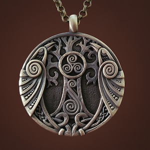 Tree of Life Triskelion Shamanic Ravens Necklace Yggdrasil Crow Huginn Muninn Pendant Amulet Talisman Jewelry Medallion For Men and Women