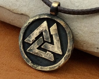 Viking Valknut Warrior Pendant Norse Jewelry Necklace Pendant Amulet Odin with Adjustable String