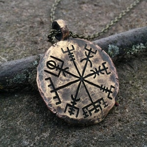 Vegvisir Necklace Viking Compass Traveler's Protective Pendant With Chain Viking Jewelry for Protection and Guidance image 4