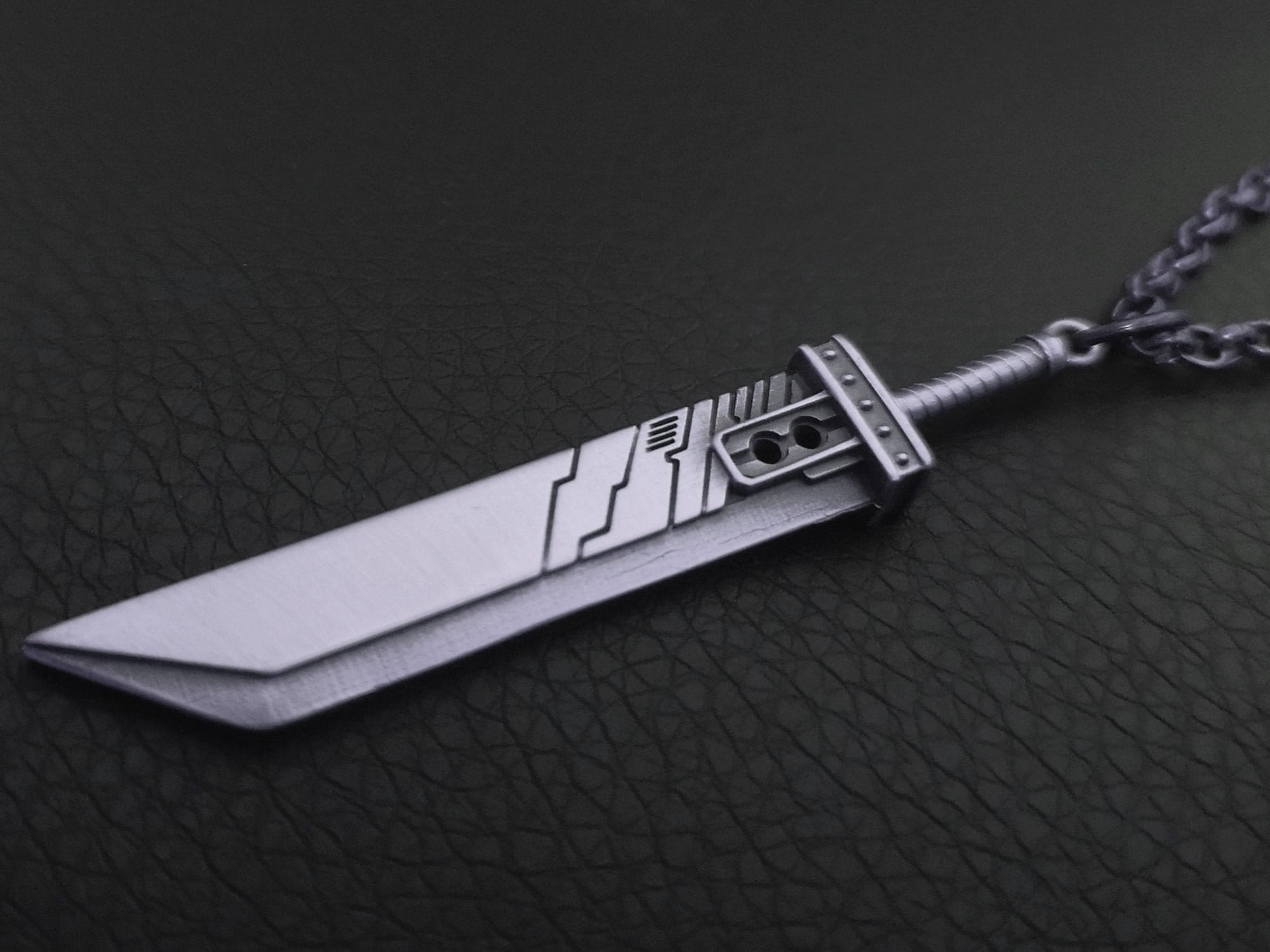 Amazon | 925スターリングシルバー ファイナルファンタジー VII