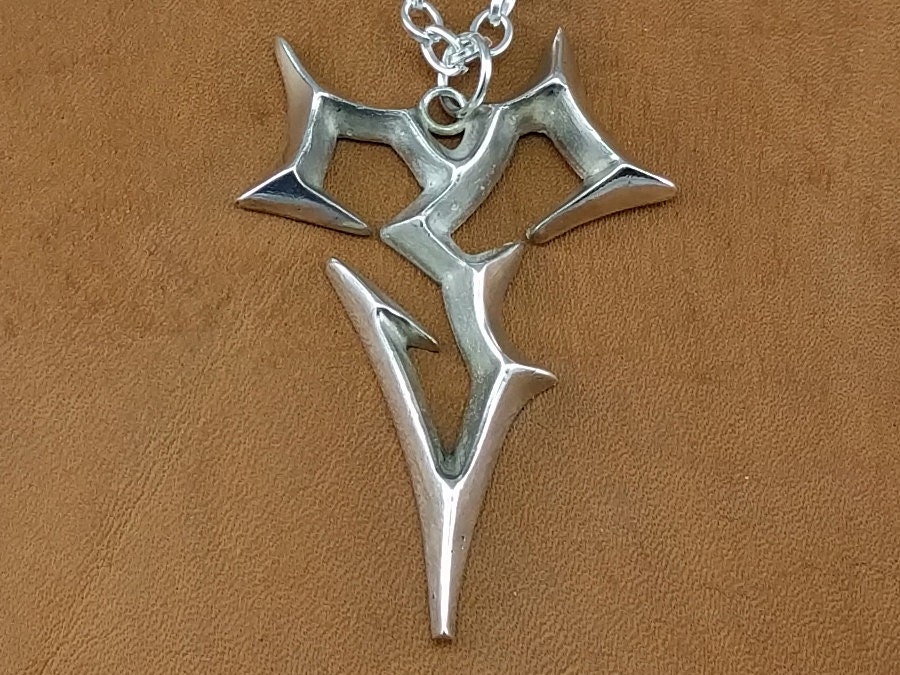 ファイナルファンタジーX シルバーネックレス ファイナルファンタジーX』ティーダのラージスターリング