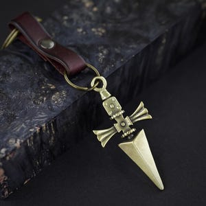 Collana con ciondolo Kurapika Judgement Chain, realizzata da H x H Hunter in argento sterling 925, ottone e acciaio inossidabile. immagine 12