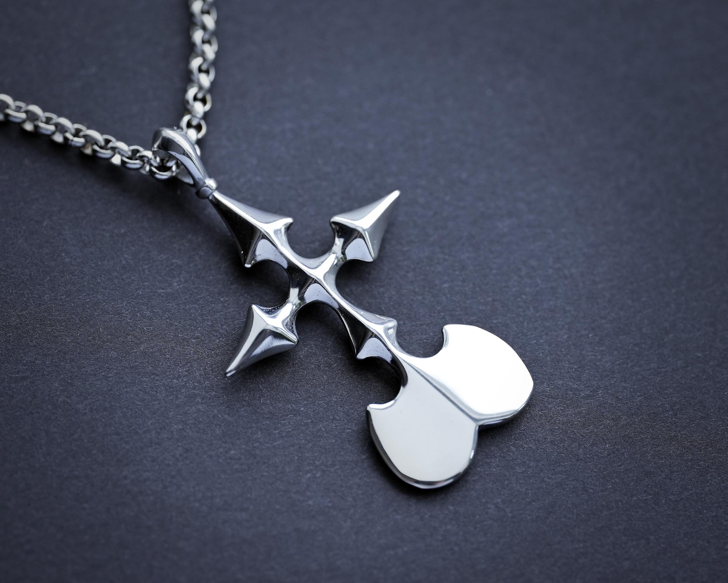 Kingdom Heart Nobody Stainless Steel Pendant Necklace Charm Necklace Jewelry