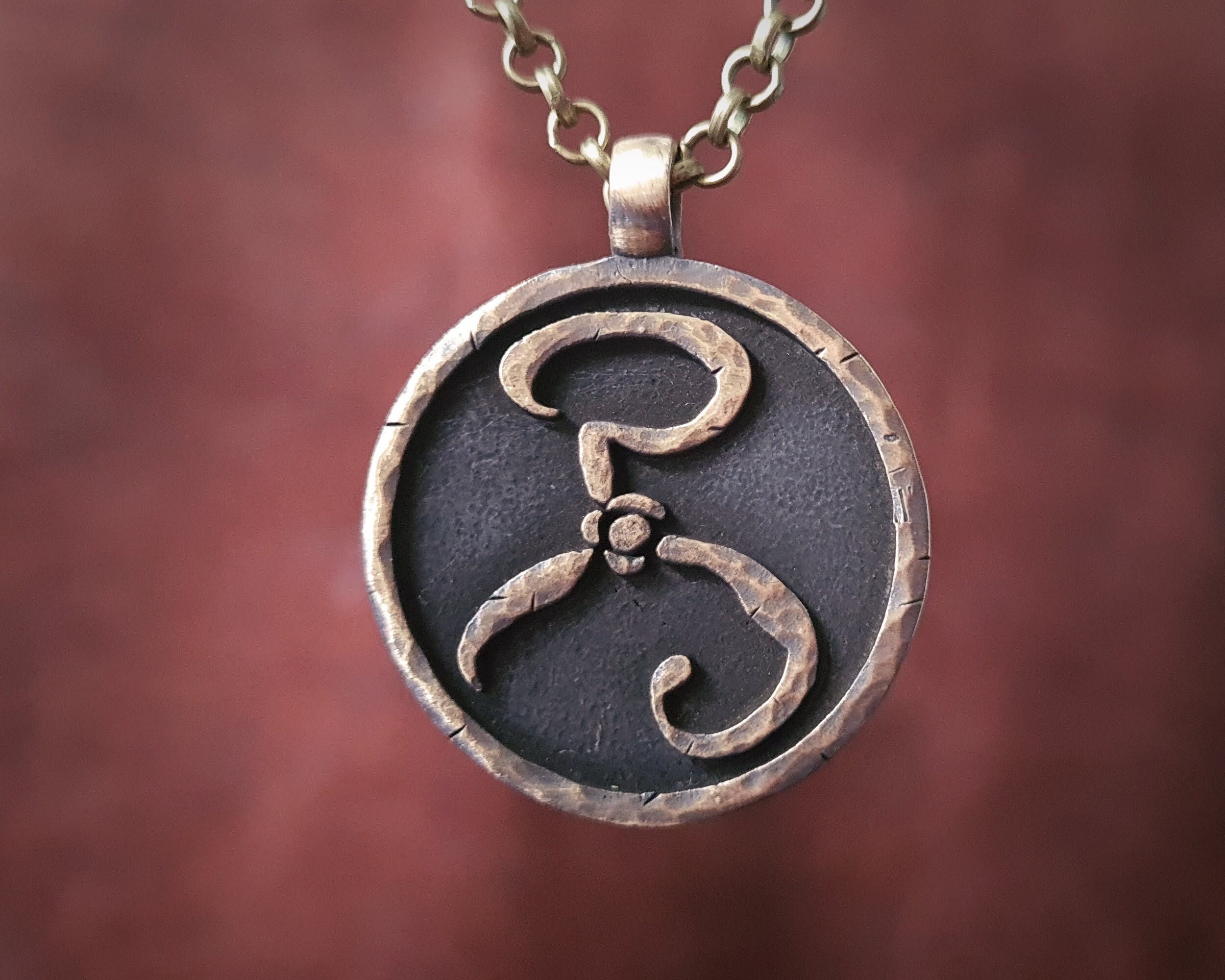 Brass/silver Cthulhu Yellow Sign H.P. Lovecraft , Hastur , Mythos King in  Yellow Necklace Pendant Amulet Jewelry - Etsy