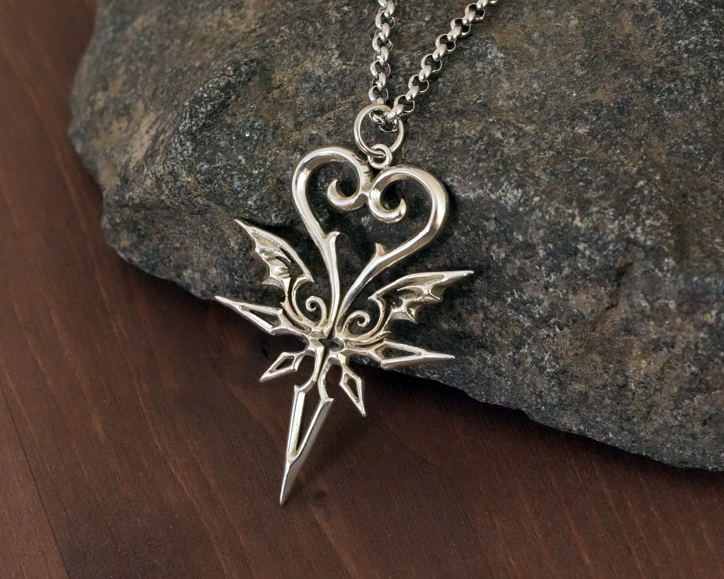 925 Sterling Silver Kingdom Heart Pendant Necklace Jewelry