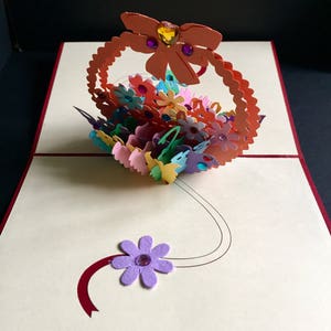 Pâques/Joyeux anniversaire/Action de grâces/Rétablissement bientôt/Je pense à vous/Juste pour dire/Meilleurs voeux/Fête des Mères/Carte fleurs pop-up 3D