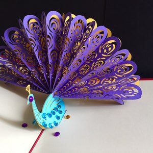 Gelukkige verjaardag/voor hem/haar/viering/gefeliciteerd/Vaderdag/Beterschap/gewoon om te zeggen/Moedersdag/Pasen/Peacock handgemaakte pop-up kaart