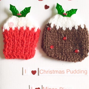 Vrolijk kerstfeest/kerstgroeten/seizoensgroeten/kerstkaart/kerstpudding/gehakttaart/handgemaakte gebreide kaart