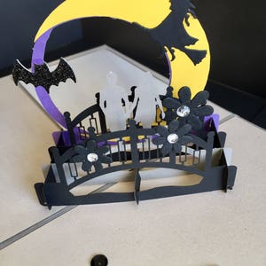 Happy Halloween/Trick or Treat/Ghostly Spooky Wishes 3D Pop Up Handmade Karte
