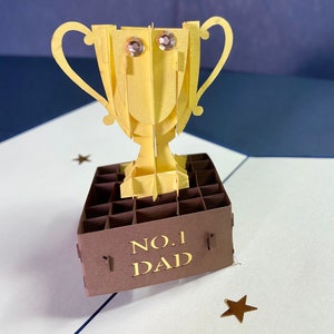 Festa del papà/Buon compleanno//Per lui/Celebrazione/Congratulazioni/Studente/Guarisci presto/Trofeo 3D/Carta pop-up con tazza