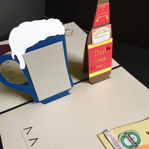 Gelukkige verjaardag/voor hem/viering/gefeliciteerd/student/vaderdag/beterschap//3D pop-up bierkaart