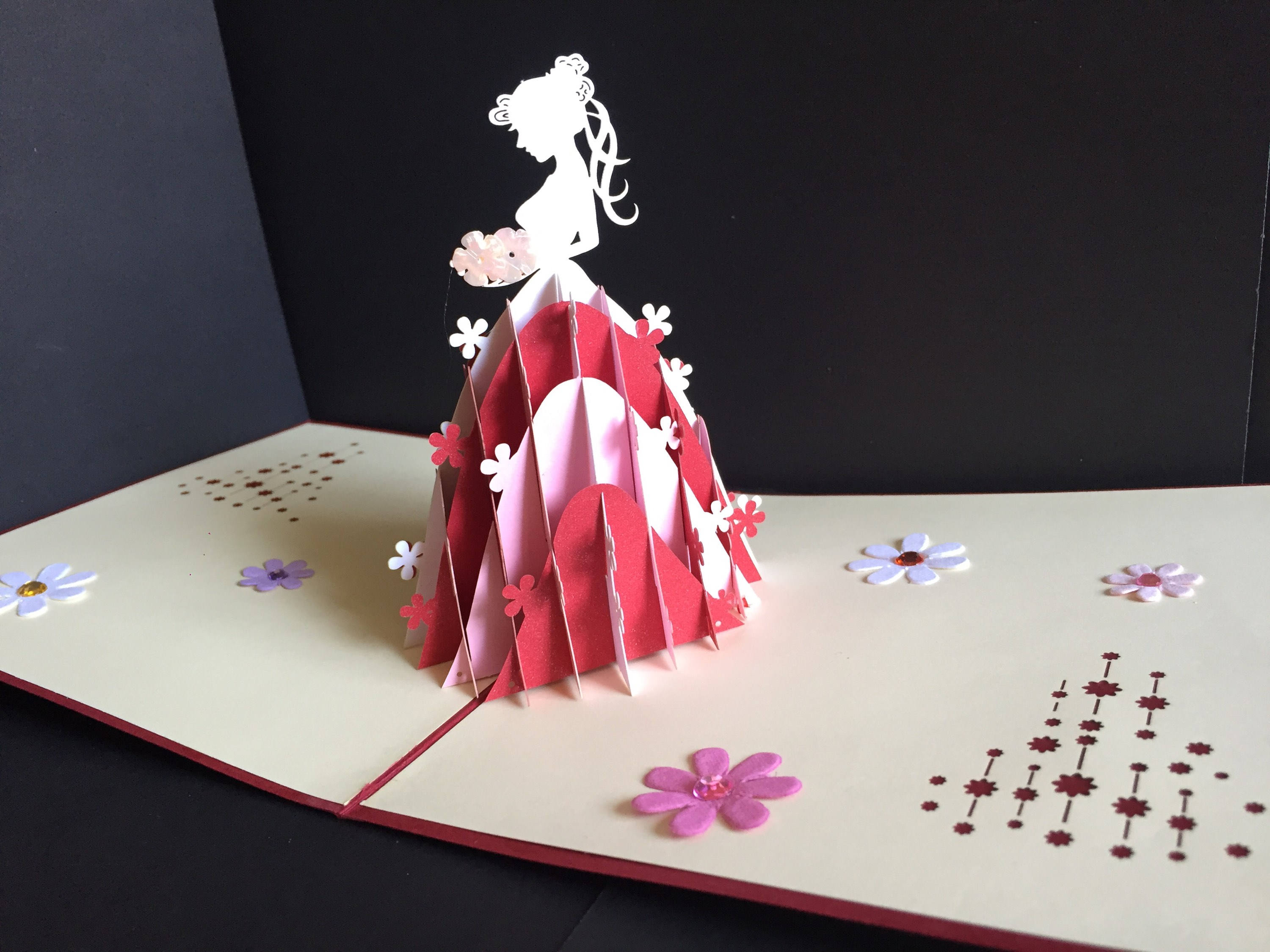Biglietto Auguri Sposi 3D Pop-Up Con Coppia A Comparsa – Invito Matrimonio Laser, Colore Lilla, Elegante Con Busta - 5