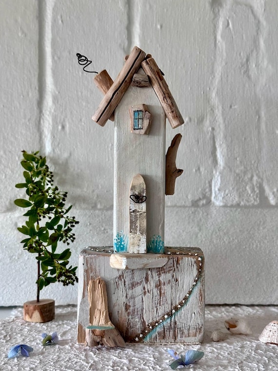 Wooden Coastal Cottage * Driftwood Cottage * Wooden House *Handmade in Wales
