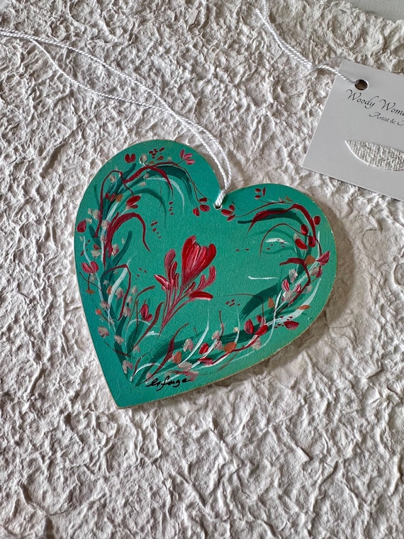 Folk Art Flower Painting: Naive Acrylic Heart, Recycled Wood